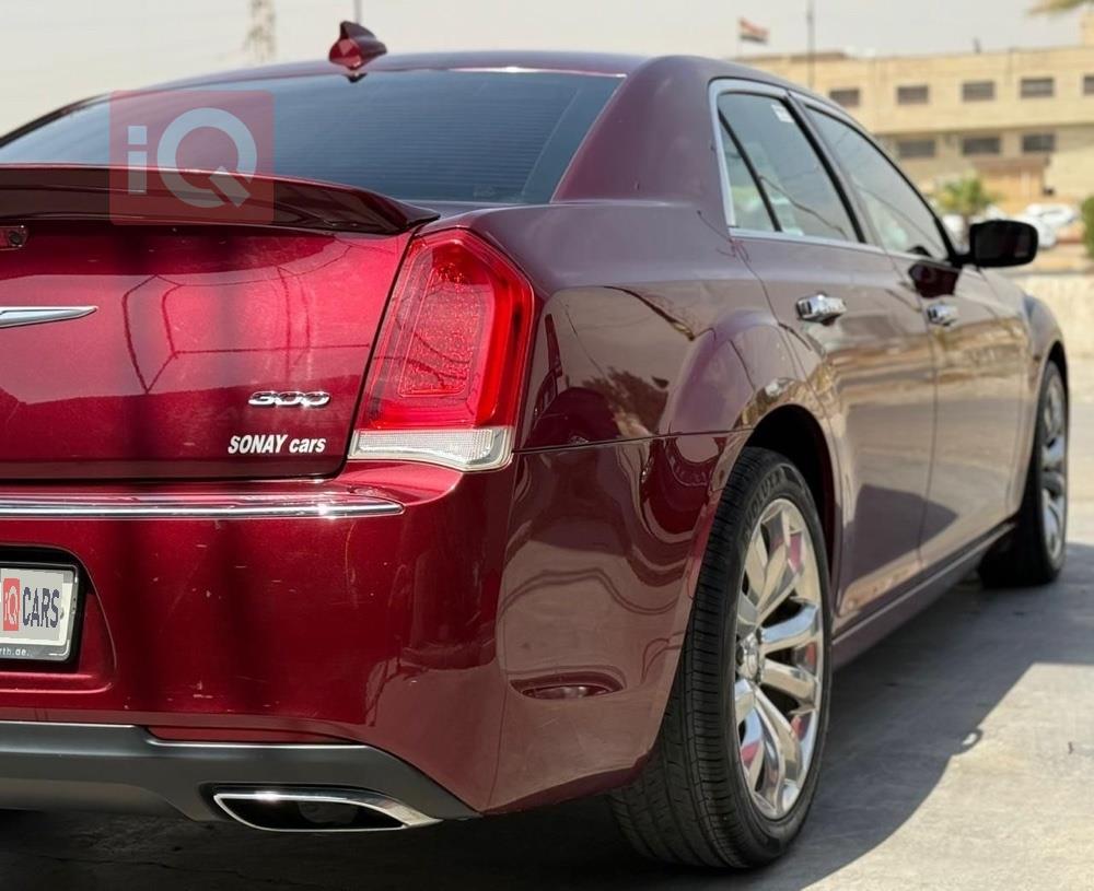 كرايسلر 300